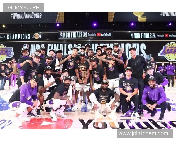 2020年NBA总决赛第三场湖人对决热火精彩回顾与赛后分析